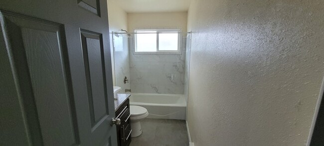 Foto del edificio - 8927 Craw Ln