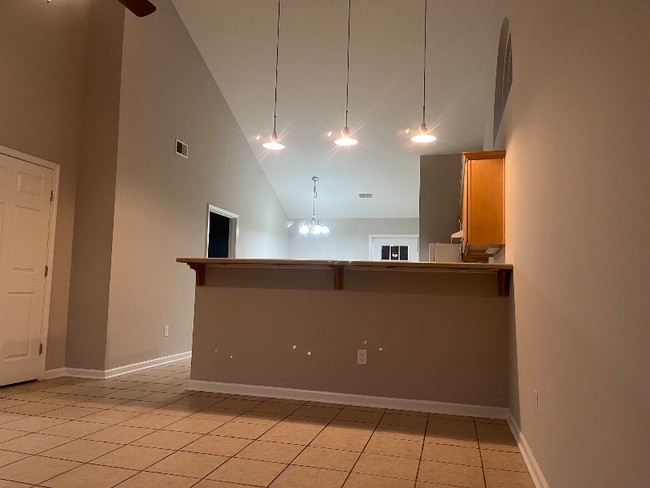 Foto del edificio - 138 Cambridge Dr