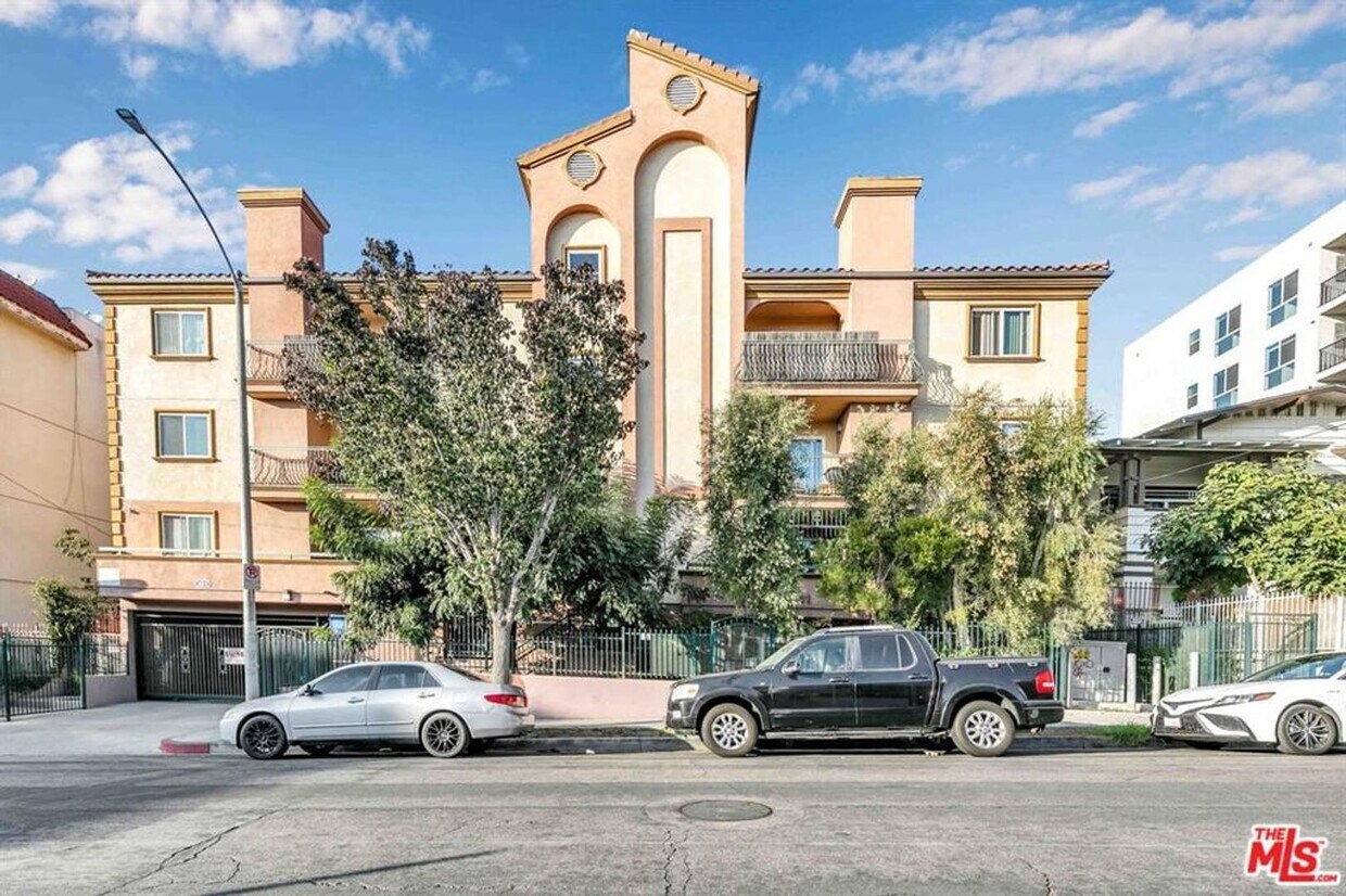 2 Bed / 2 Bath Condo Rent - 2 Bed / 2 Bath Condo Rent