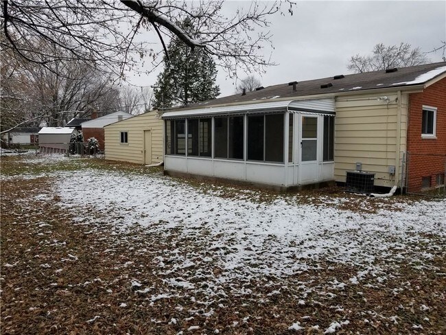 Building Photo - 33763 Chief Ln