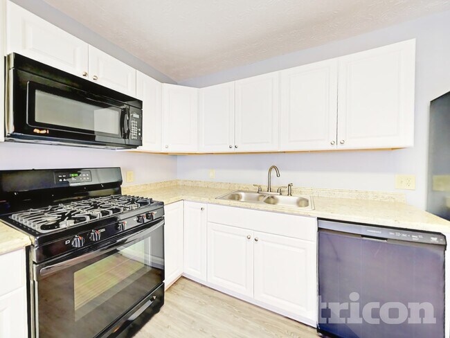 Building Photo - 416 Kelleytown Woods Pkwy