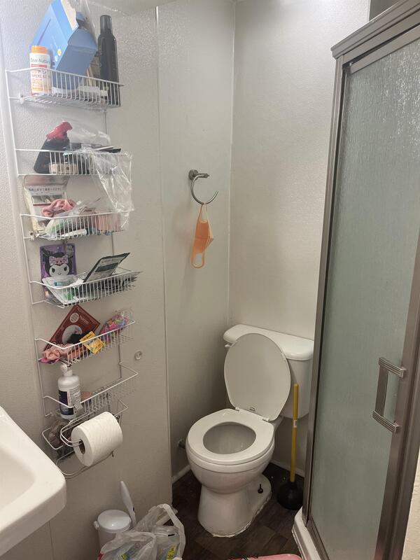 Foto del edificio - 240 W Lakelawn Pl