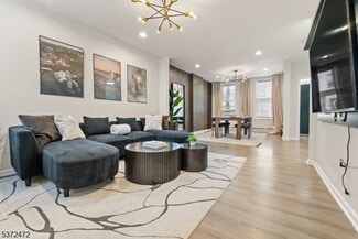 Building Photo - 39 Emmet St