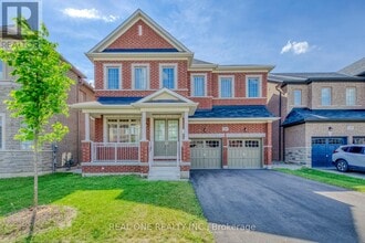 Building Photo - 134 Goodwin Cres