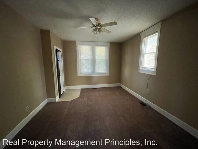 Building Photo - 1 br, 1 bath House - 2328 Mitchell Ave