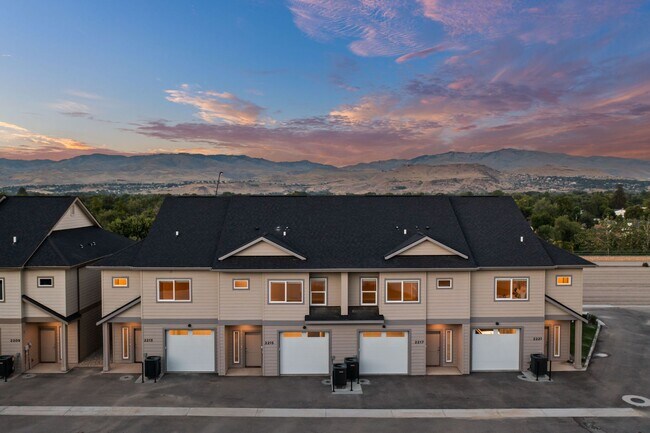 Foto del edificio - 2213 S Federal Way