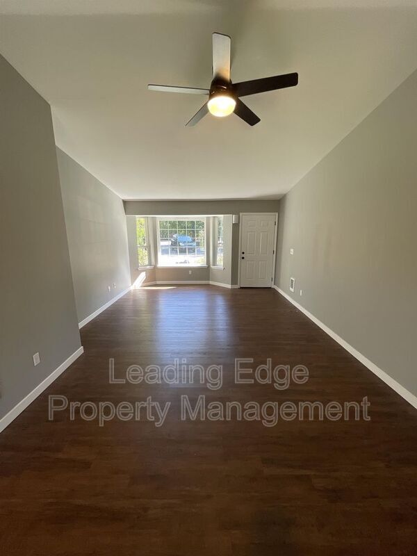 Foto del edificio - 10236 42nd Ave NE