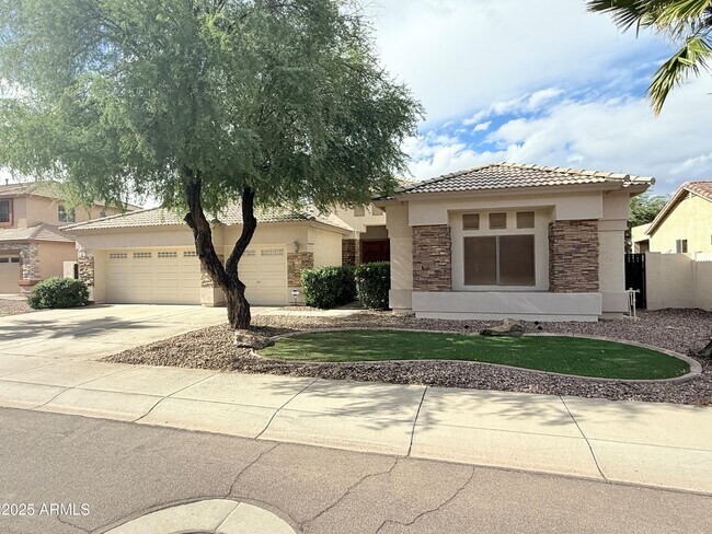 Foto del edificio - 7408 S 26th Ln