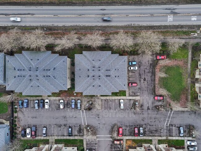 Foto del edificio - 501 Catron St N