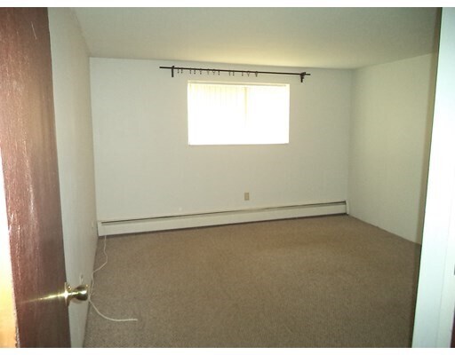 Building Photo - 13 Silvestri Cir