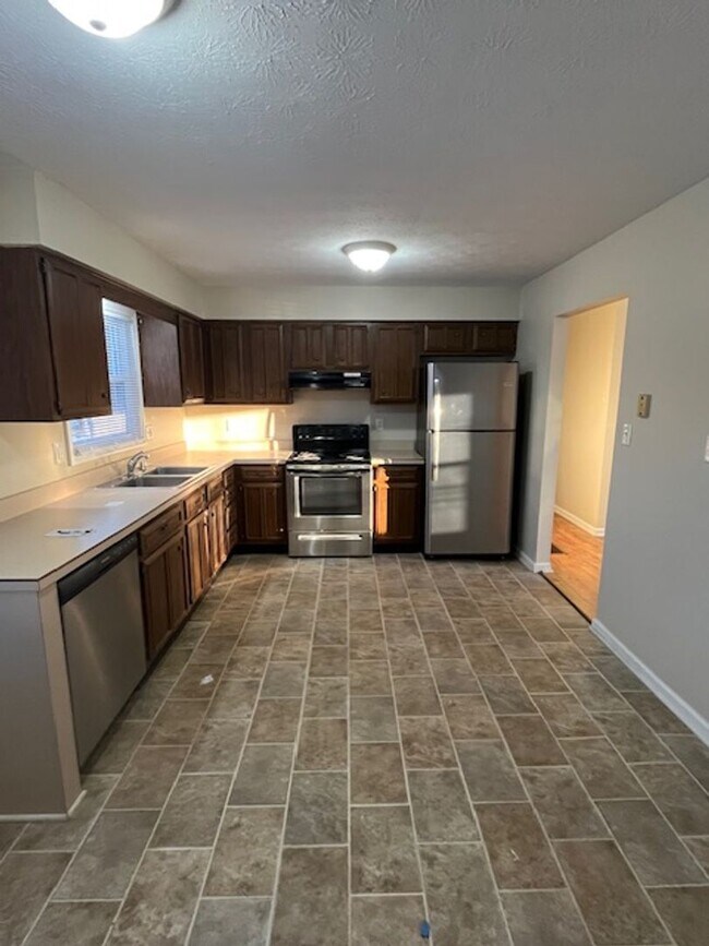 Foto del edificio - 201 S Glencove Ave