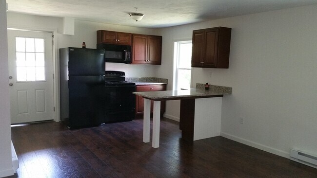 Foto del edificio - 10 Sutton Rd