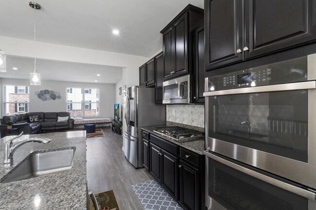 Foto del edificio - 16 Sedicavage Way