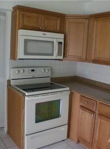Foto del edificio - 3811 NW 11th St
