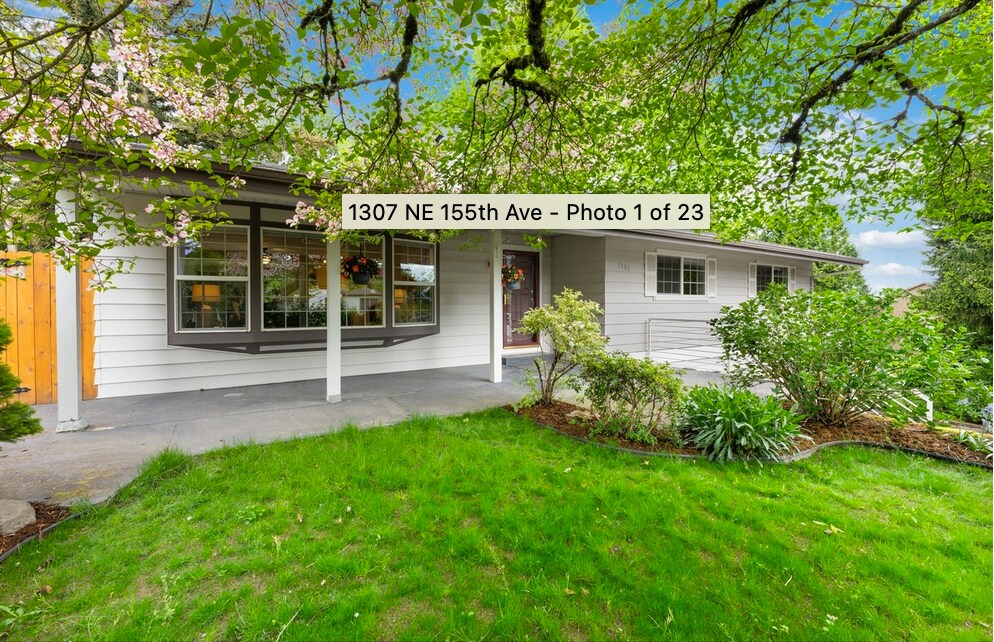 Foto principal - 1307 NE 155th Ave