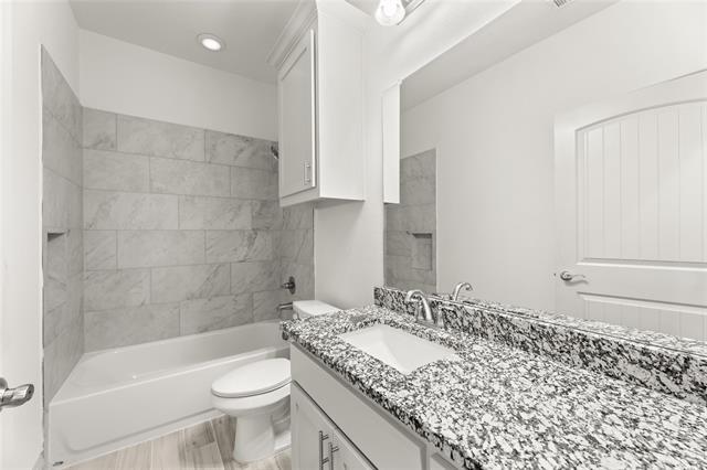 Building Photo - 327 Brookview Dr