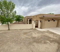 Building Photo - 4226 Tres Ninos Dr