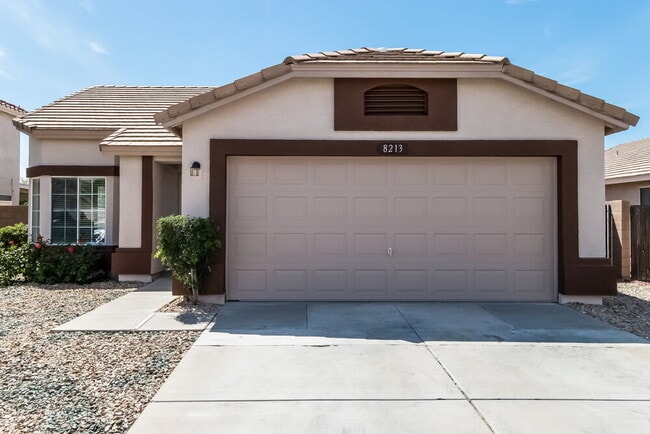 Building Photo - 8213 W Papago St