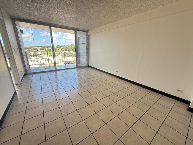 Foto del edificio - Kauhale in Aiea 2 bedroom 1 bath with 1 assigned parking stall