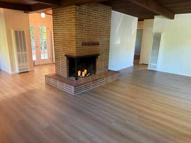 Foto del edificio - 1609 Magazine St