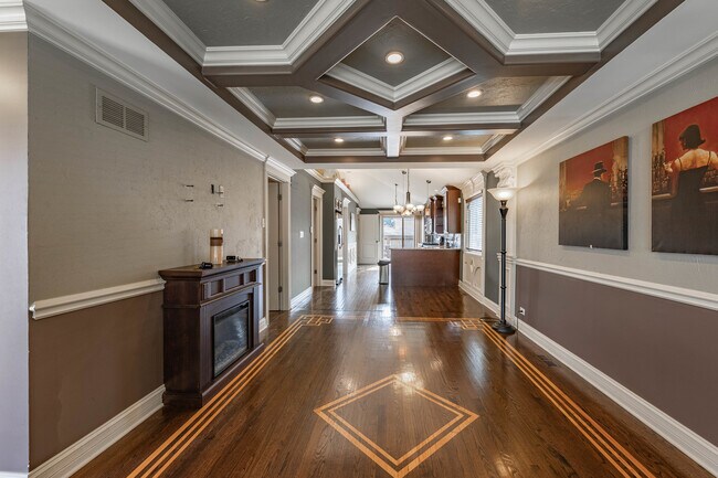 Foto del edificio - 5143 S Newcastle Ave