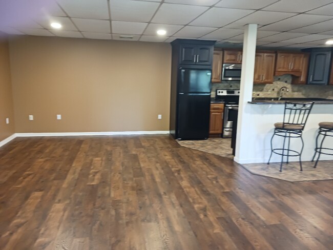Building Photo - 1190 Gypsy Hill Rd