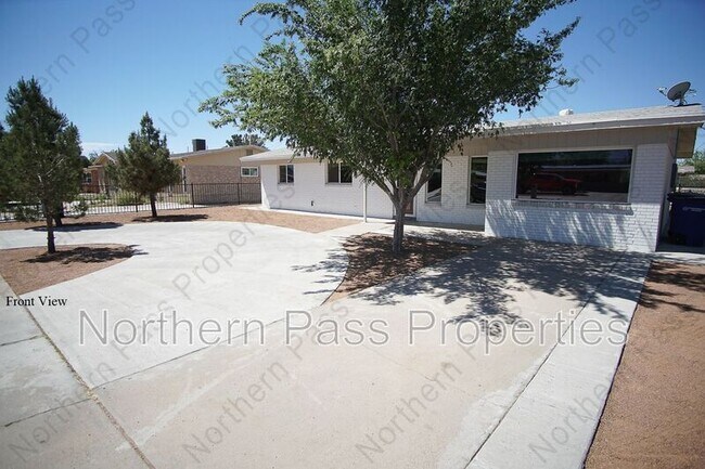 Foto del edificio - 4573 Bobolink Way
