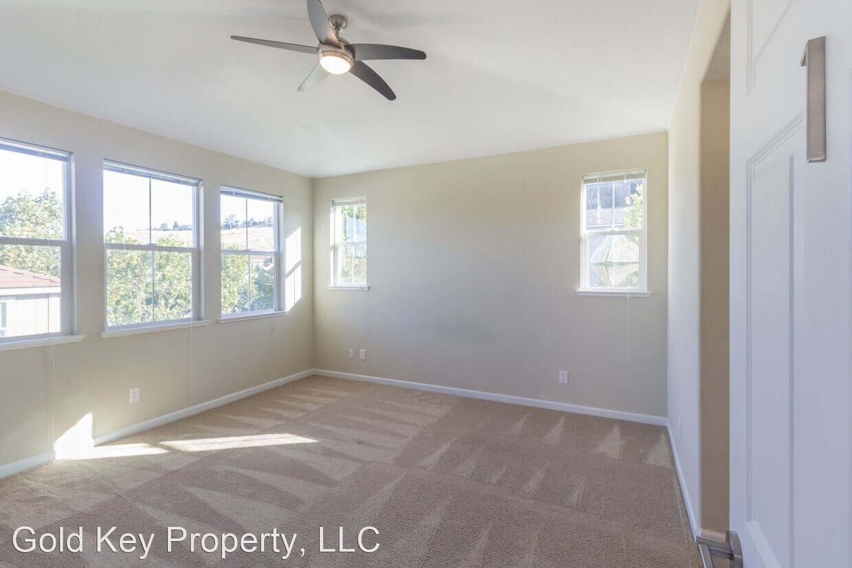 537 Lexington Dr Unit 1-5, Vallejo, CA 94591 - Room for Rent in Vallejo, CA  | Apartments.com