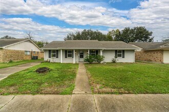 Building Photo - 8326 Hazen St