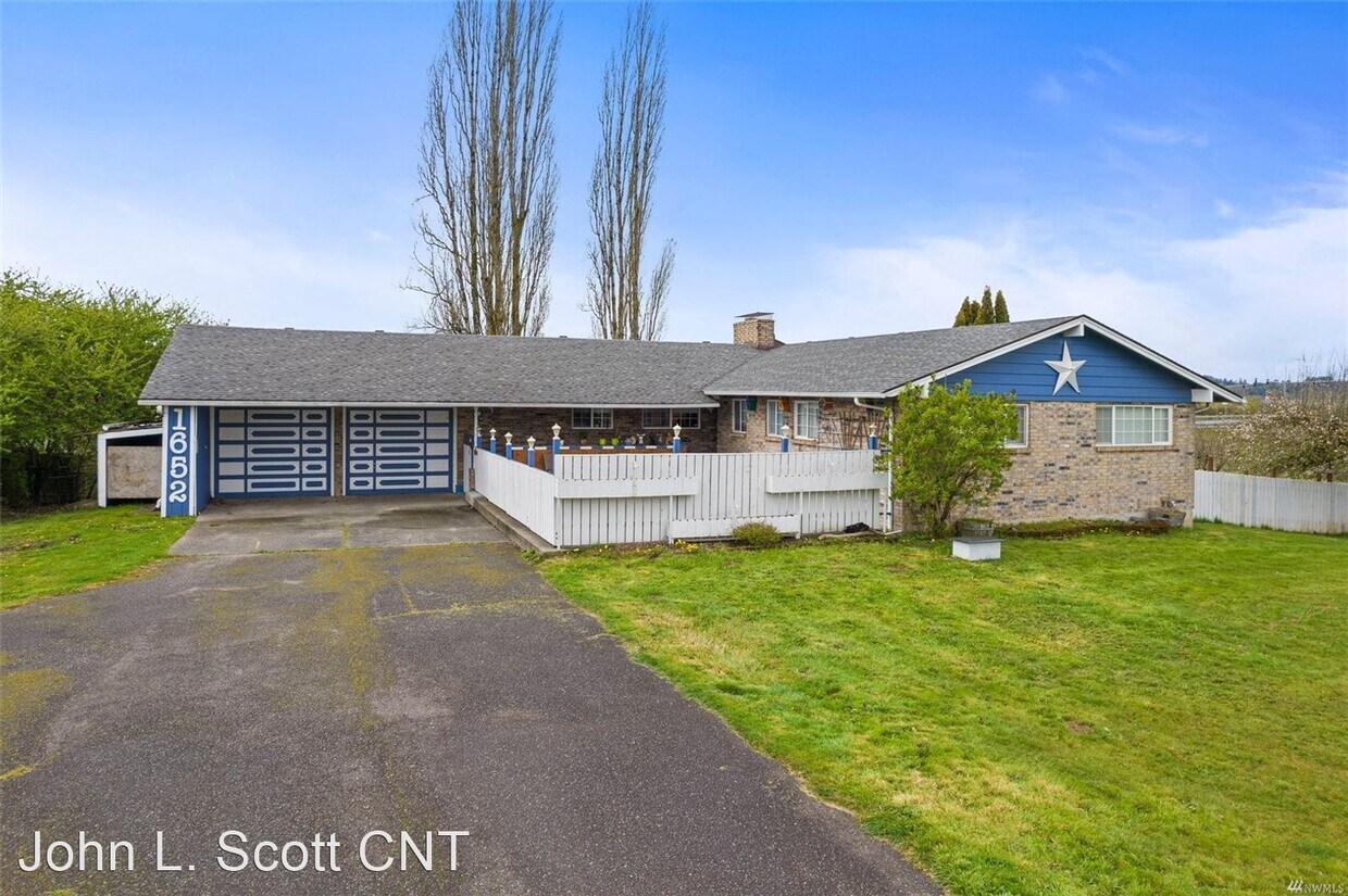 3 br, 2.5 bath House 1652 Rd. House Rental in Chehalis, WA