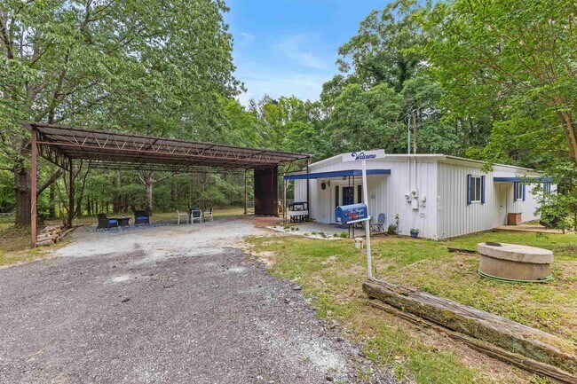 Building Photo - 137 Odith Rd