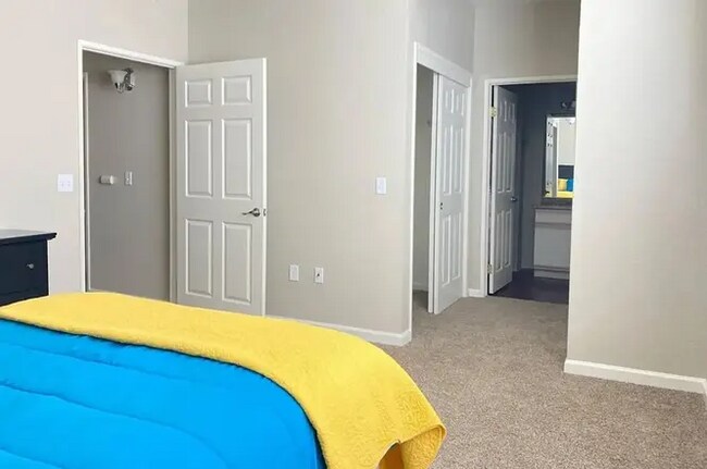 Building Photo - 2060 Millennium Wy