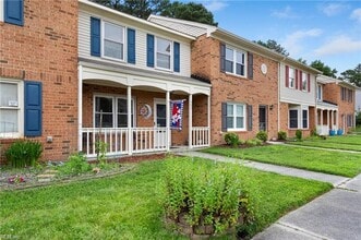 Building Photo - 203 Choisy Crescent