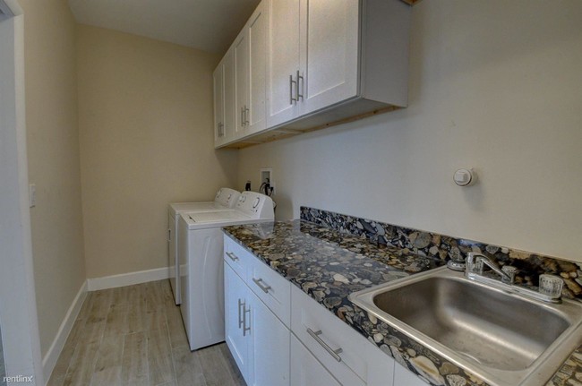 Building Photo - 3 br, 6.5 bath House - 4603 Bocaire Blvd