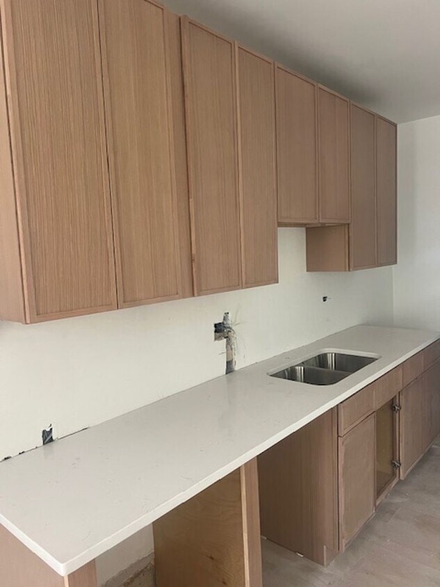 Foto del edificio - 2301 N Leavitt St