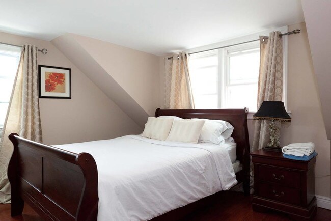 127 20th St, Union City, NJ 07087 - House for Rent in ...