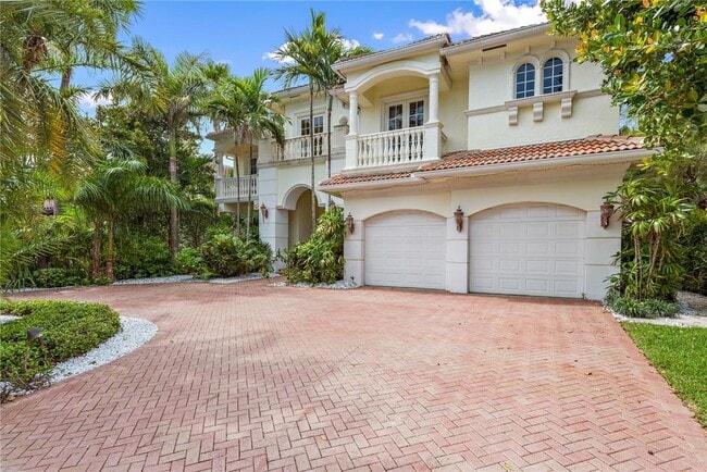 Building Photo - 2600 Castilla Isle