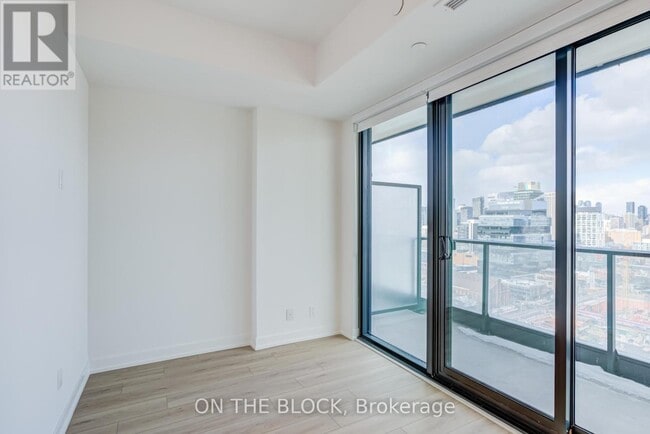 Building Photo - 35 Parliament St