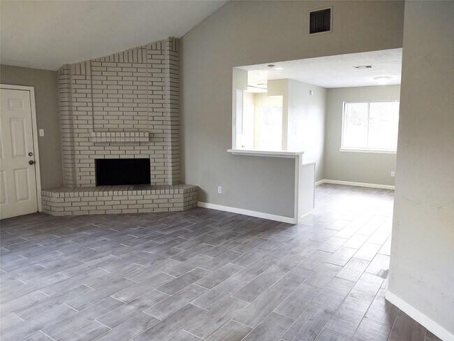 Foto del edificio - 2187 Pilgrims Bend Dr