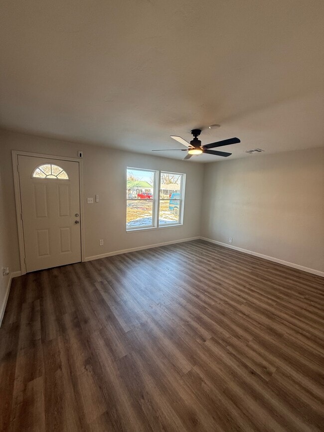 Photo - 6208 NW 34th St House