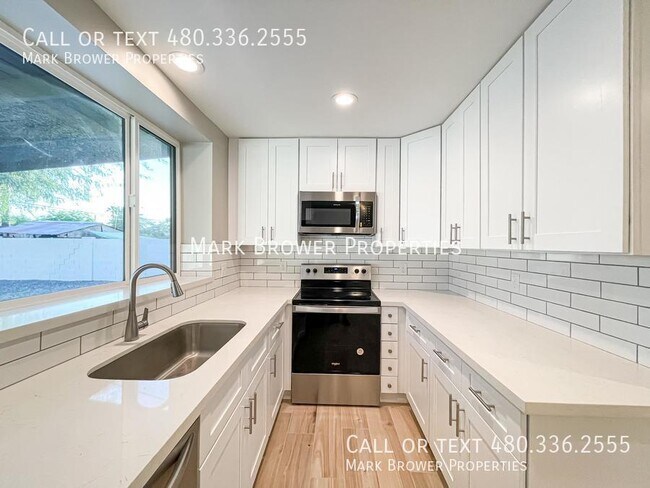 Foto del edificio - 3415 E Sheridan St