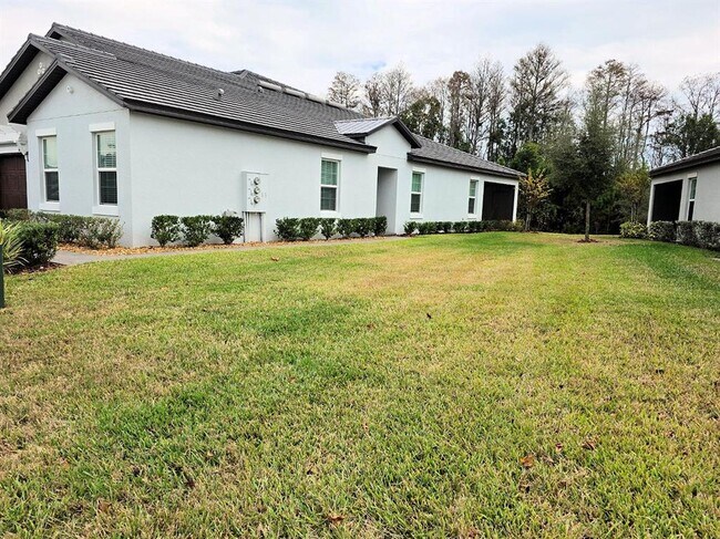 Foto del edificio - 16890 Forge Surf St