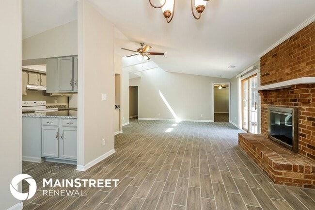 Foto del edificio - 8116 Ivy Falls Ct