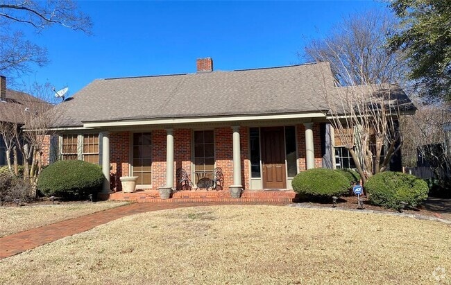 Building Photo - 377 Winthrop Ct