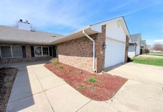 Building Photo - 6501 Brent Dr