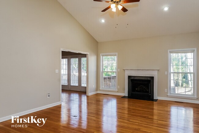 Foto del edificio - 3665 Oak Chase Dr