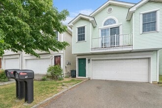 Building Photo - 47 Grieco Dr