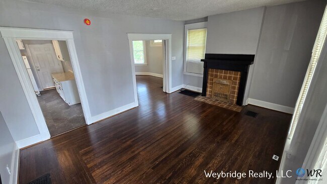 Foto del edificio - 3-Bed 1 Bath House located in a cul-de-sac...