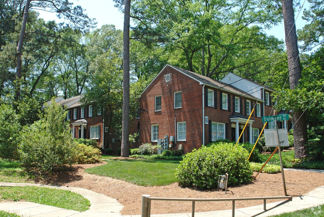 Historic Garden Hills Apartments in Atlanta, GA