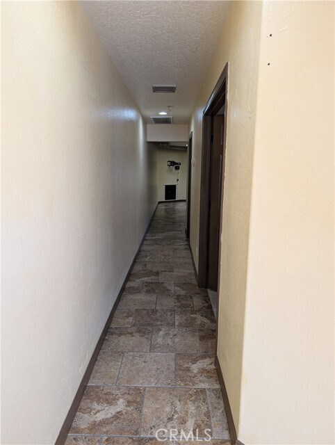 Foto del edificio - 27160 Vista Rd